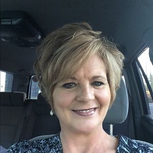 Meet your Posher, Sally